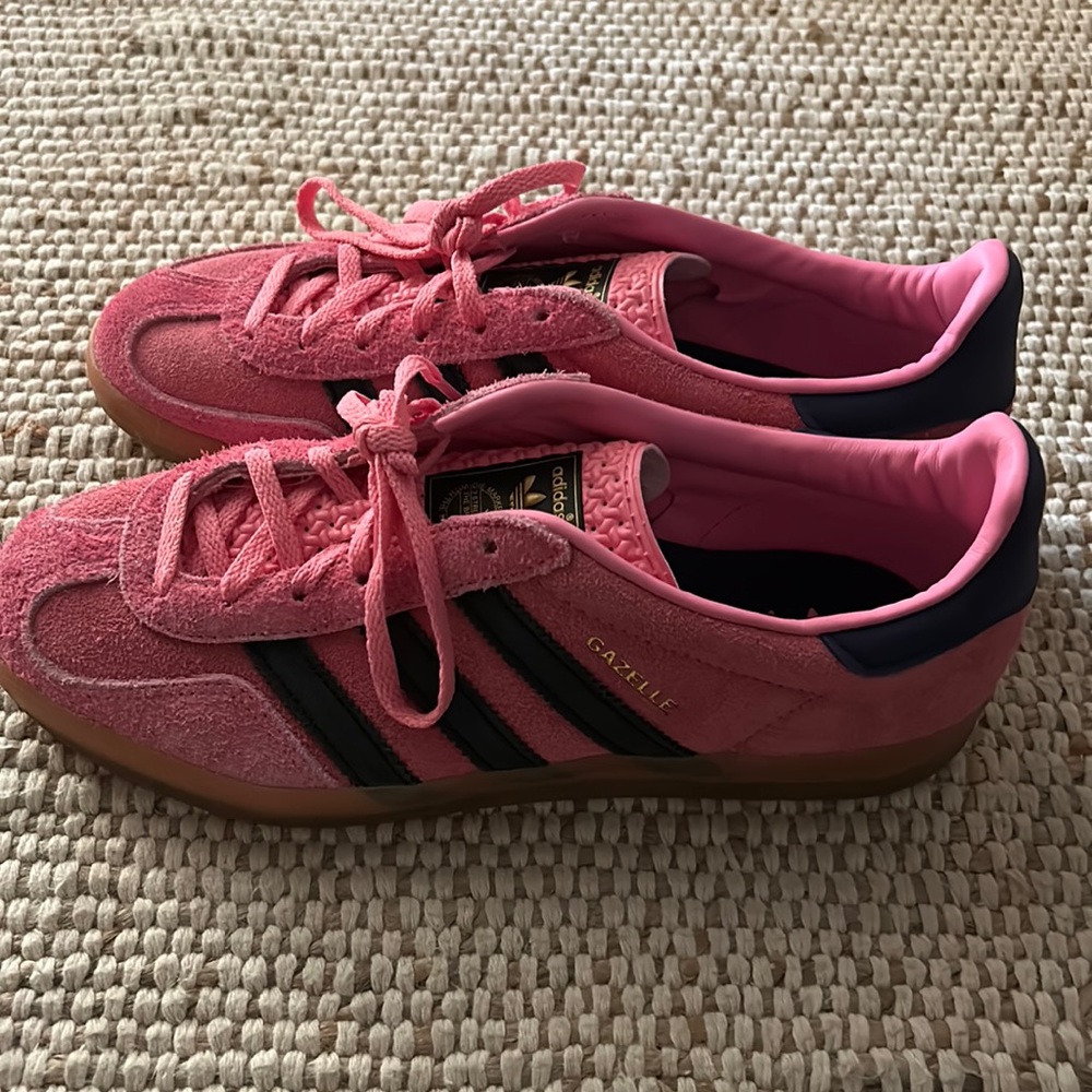 ADIDAS PINK GAZELLE